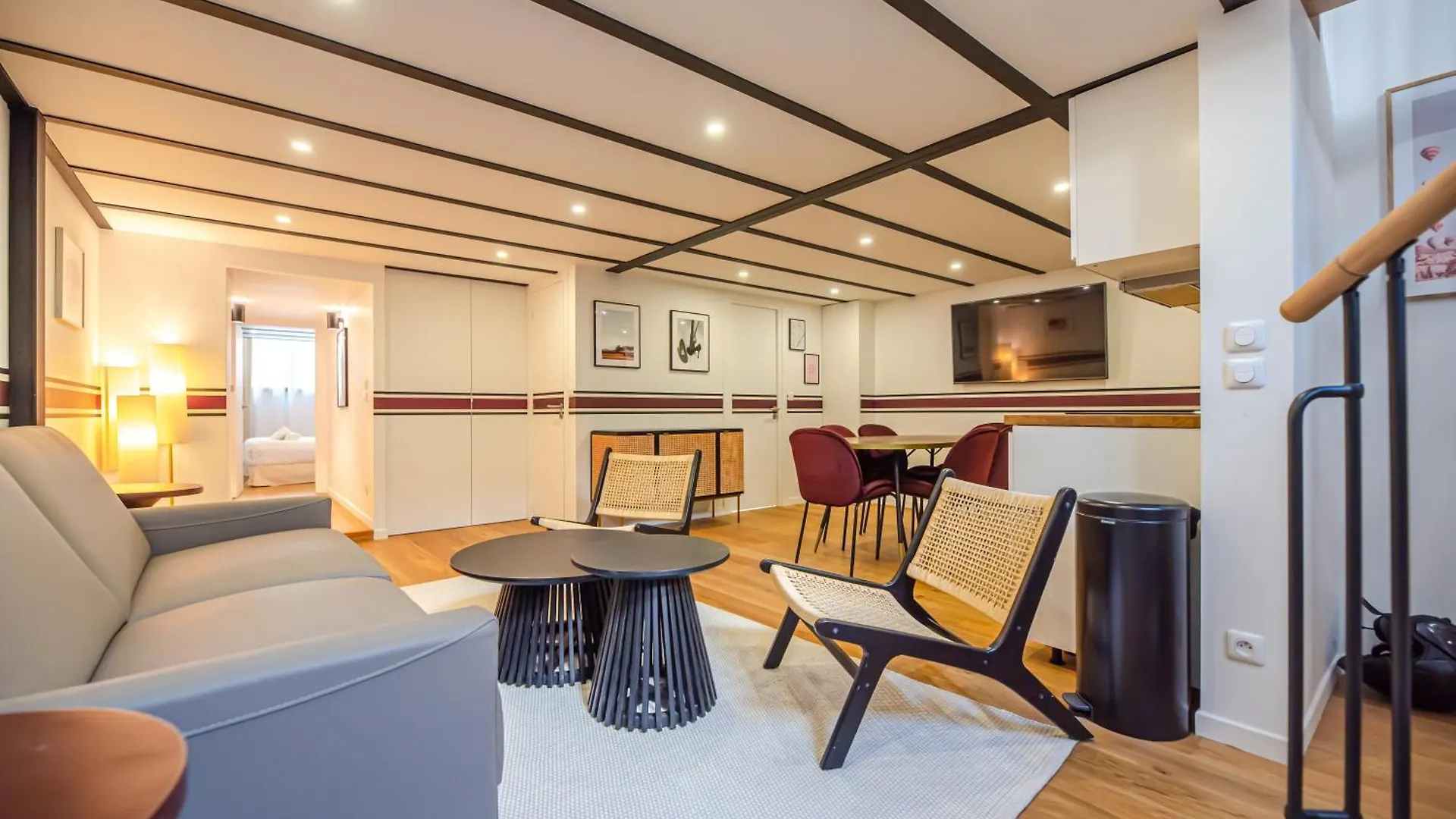 Cia - Spacious Duplex, Grands Boulevards Paris